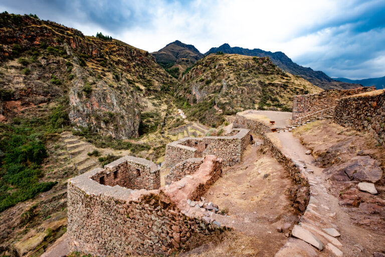Best Family-Friendly Sacred Valley Tours in Cusco, Peru (2026 Guide)